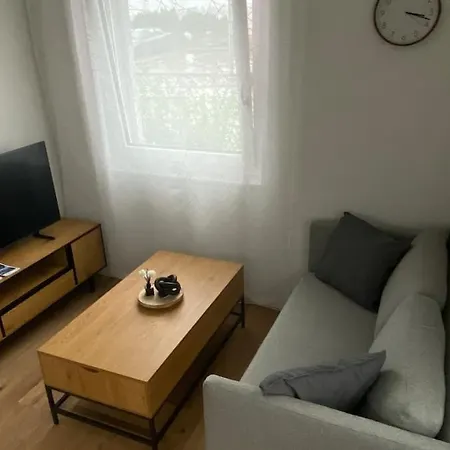 Lägenhet Falke In *